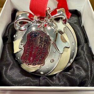 Pandora Limited edition - Christmas Spectacular Staring the Radio City Rockettes